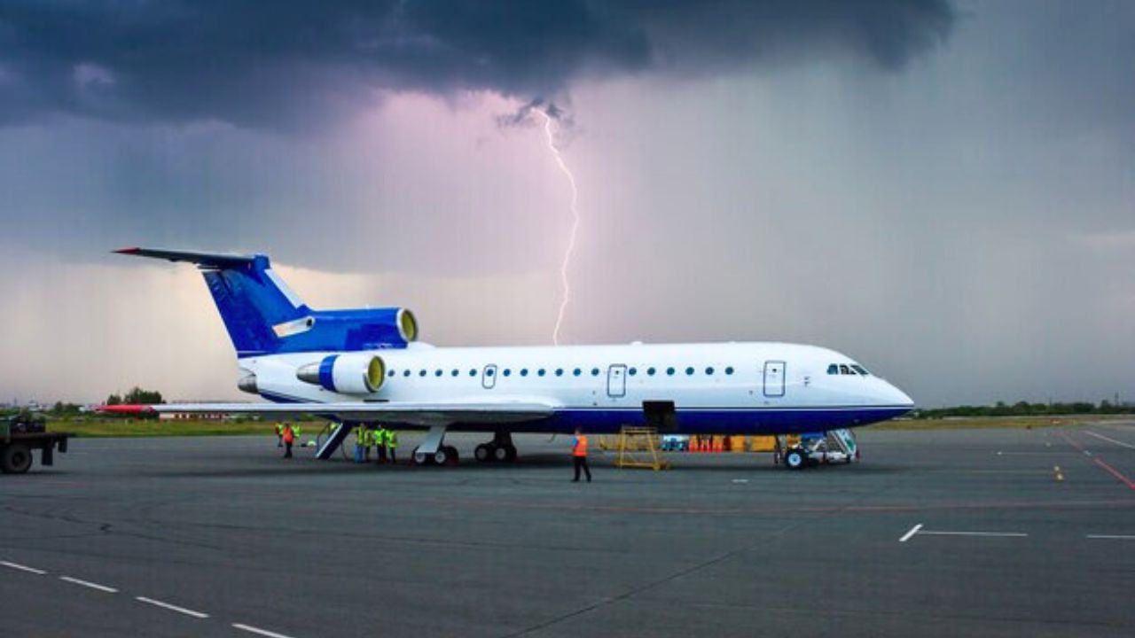 Do Flights Get Cancelled Due to Thunderstorms