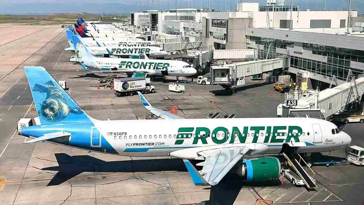 Frontier Airlines plane at IAH Airport Terminal A