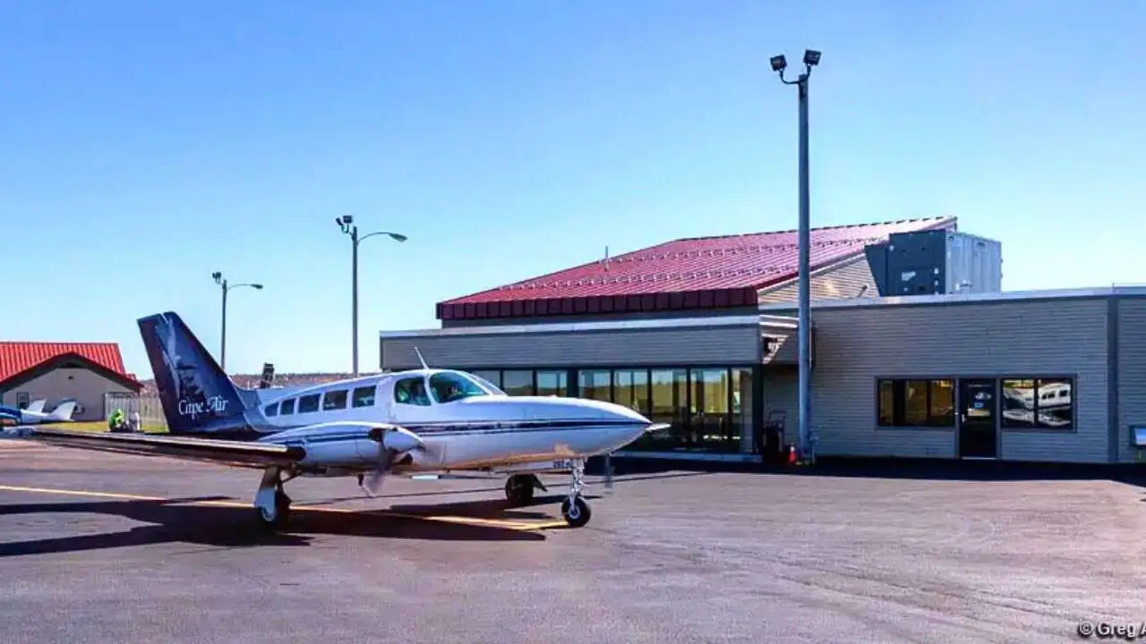 Hancock County Bar Harbor Airport (BHB) near Acadia National Park Maine