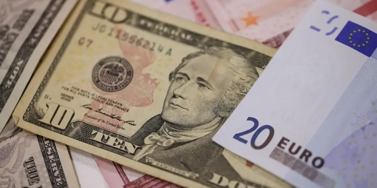 Can I exchange dollars for euros at the Atlanta Airport (ATL)?