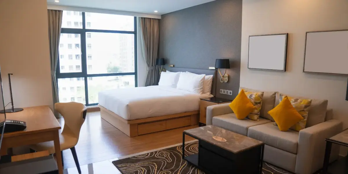 10 Best Cheap Hotels Near John F. Kennedy International Airport (JFK)