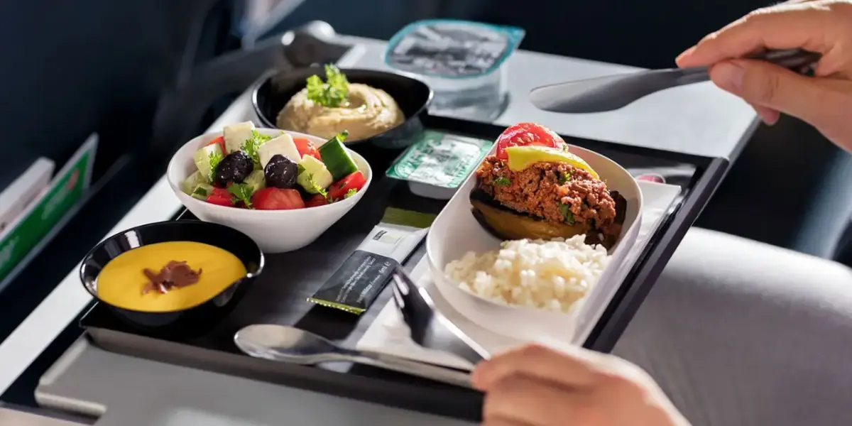 Is It Disrespectful To Leave Airplane Food?