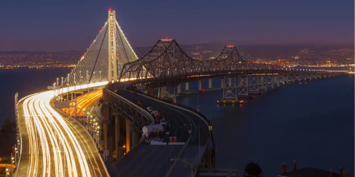 How far is Oakland from San Francisco Airport?